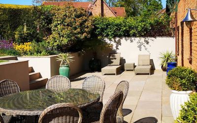 Sandstone Paving Ideas for your Patio